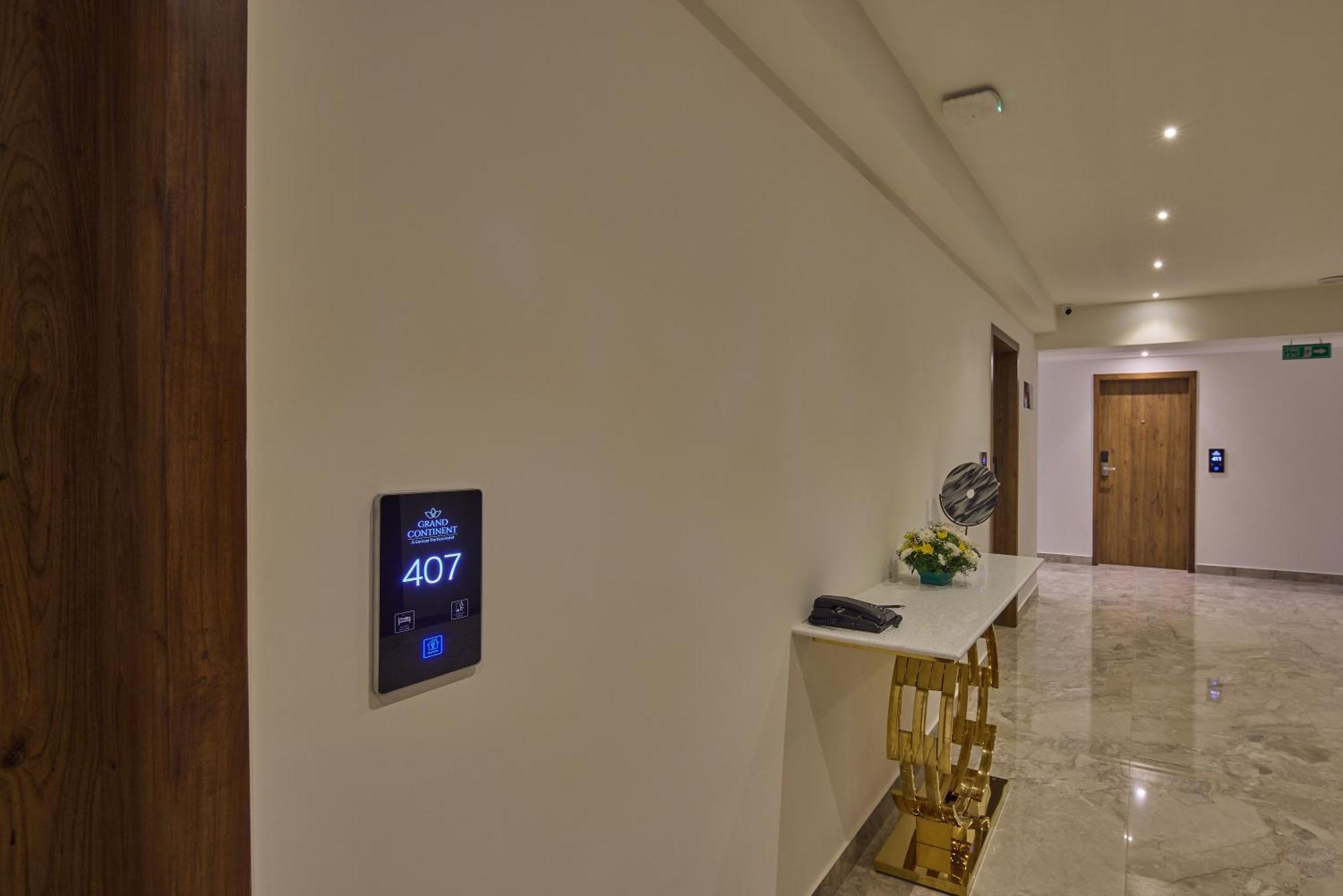 Grand Continent Hebbal A Sarovar Portico Affiliate Hotel 班加罗尔 外观 照片