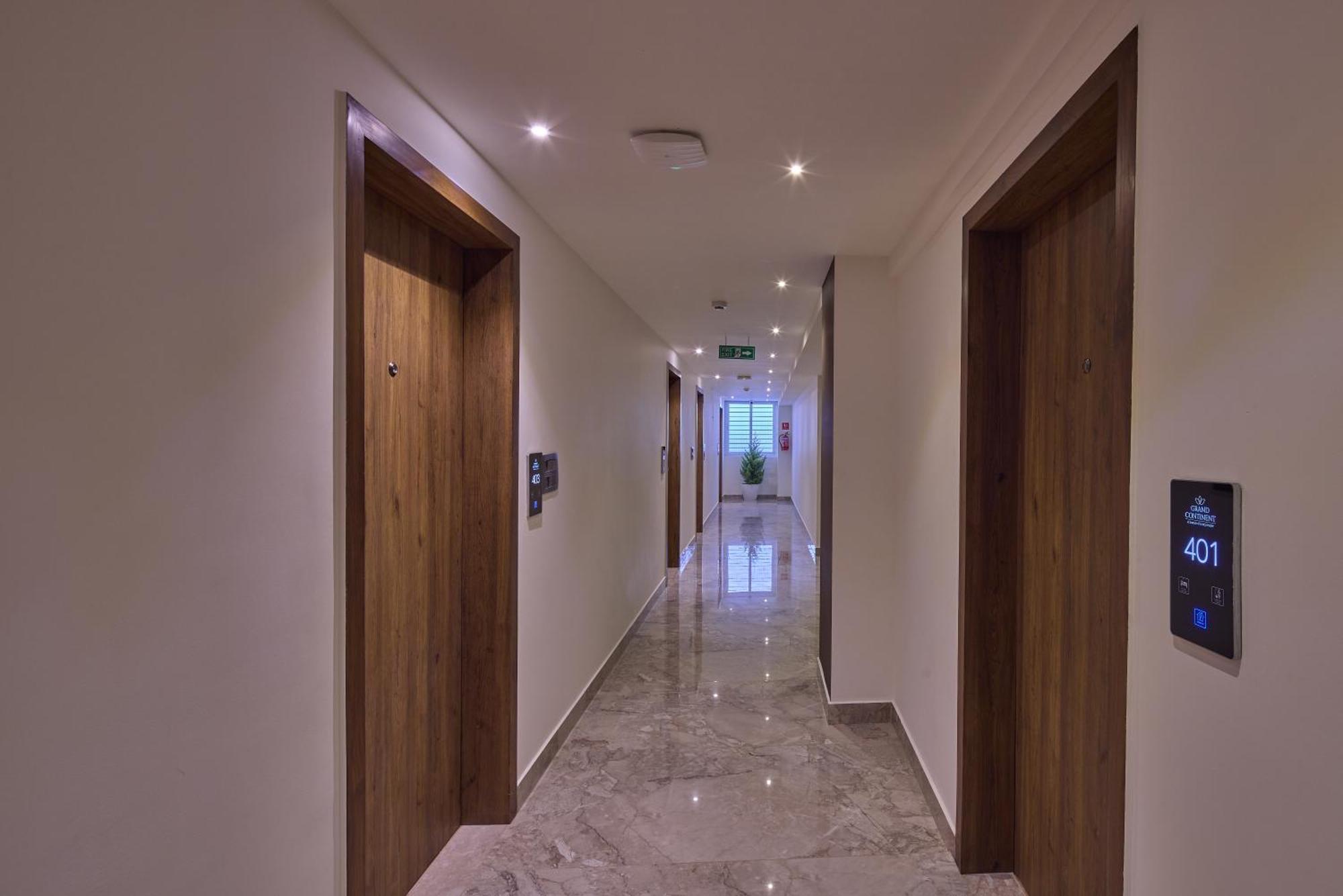 Grand Continent Hebbal A Sarovar Portico Affiliate Hotel 班加罗尔 外观 照片