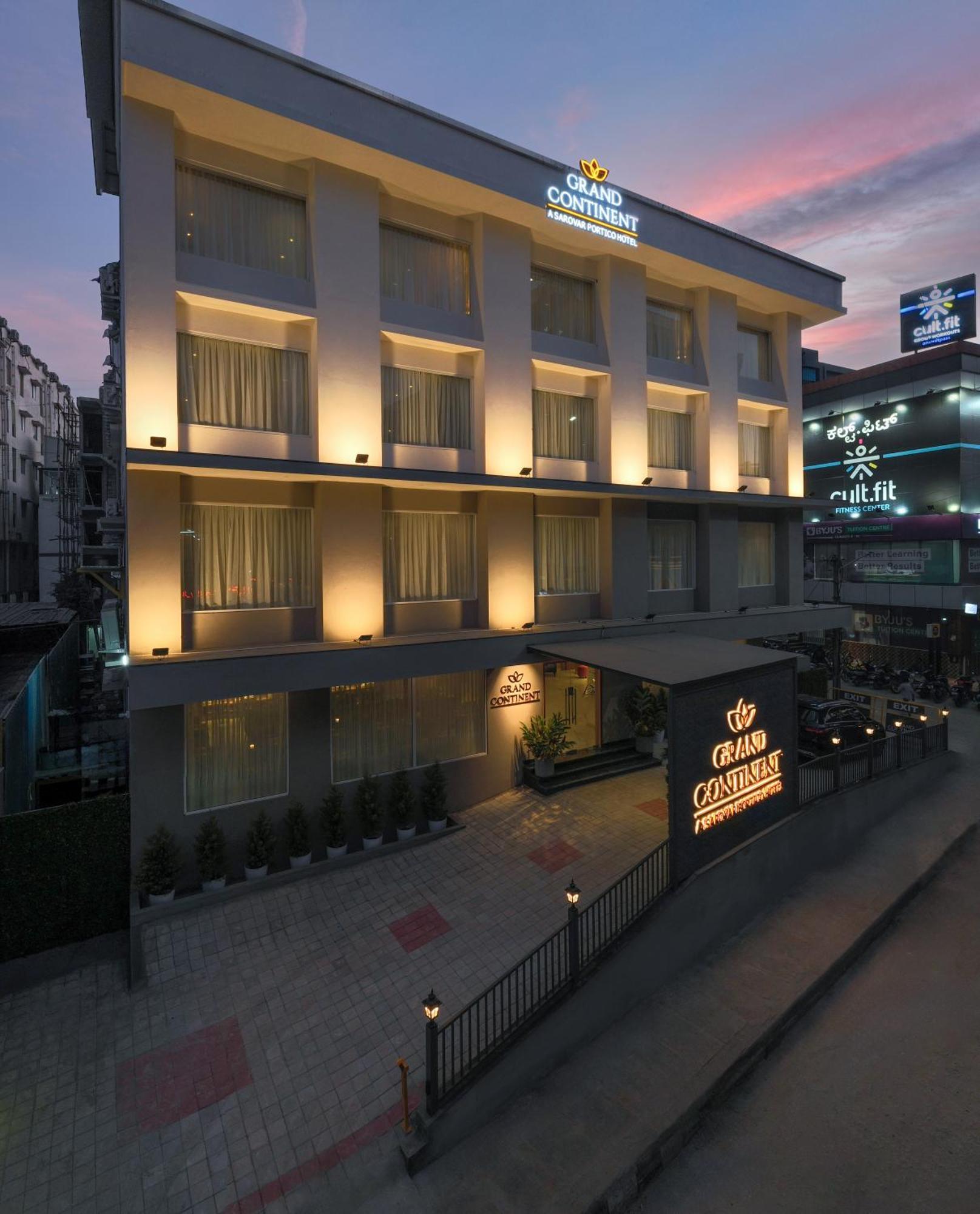 Grand Continent Hebbal A Sarovar Portico Affiliate Hotel 班加罗尔 外观 照片